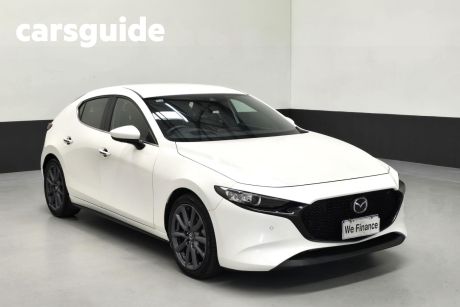 White 2020 Mazda 3 Hatchback G20 Evolve