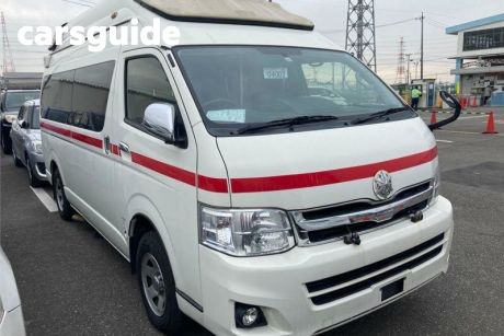 2013 Toyota HiAce Commercial