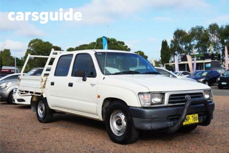 White 2001 Toyota Hilux Dual Cab Pick-up