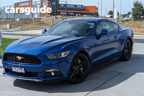 Blue 2017 Ford Mustang Coupe Fastback 2.3 Gtdi