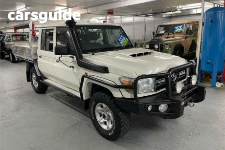 White 2018 Toyota Landcruiser Double Cab Chassis GXL (4X4)