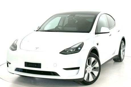 White 2022 Tesla Model Y Wagon Rear-Wheel Drive