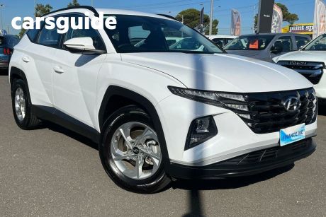 White 2023 Hyundai Tucson Wagon 2WD