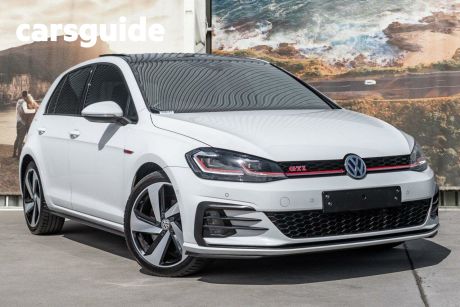 White 2019 Volkswagen Golf Hatchback GTI