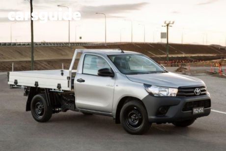 2024 Toyota Hilux Cab Chassis SR (4X4)