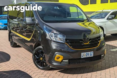 Black 2018 Renault Trafic Van Trader Life SWB (66KW)
