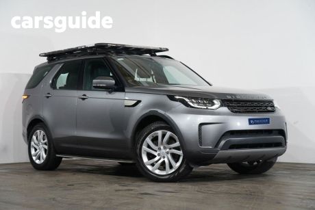 Grey 2018 Land Rover Discovery Wagon TD6 SE