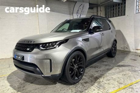Grey 2017 Land Rover Discovery Wagon TD6 HSE Luxury