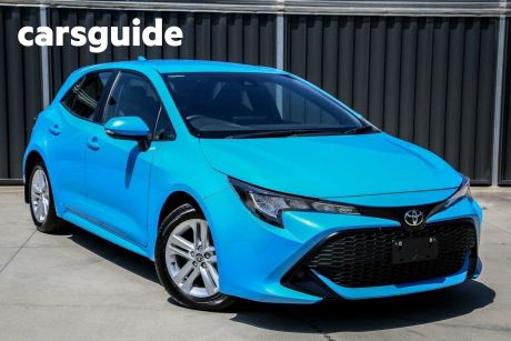 Blue 2022 Toyota Corolla Hatchback Ascent Sport + Navigation