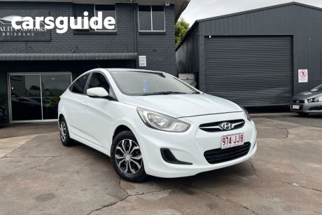 White 2014 Hyundai Accent OtherCar Active RB