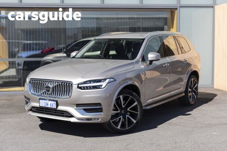 Silver 2023 Volvo XC90 Wagon Ultimate B6 Geartronic AWD Bright