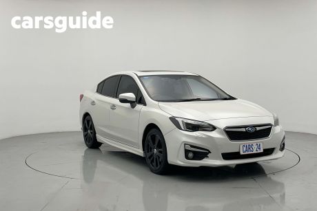 White 2017 Subaru Impreza Sedan 2.0S (awd)