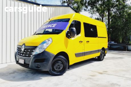 Yellow 2018 Renault Master Commercial