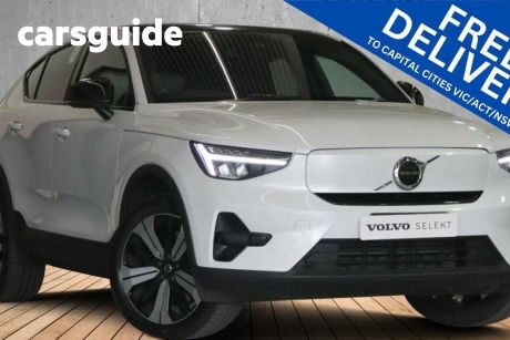 White 2022 Volvo C40 Wagon Recharge Pure Electric