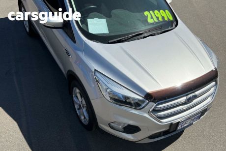 Silver 2018 Ford Escape Wagon Trend (awd)