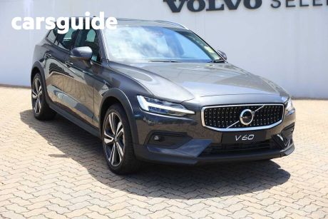 Grey 2023 Volvo V60 Cross Country Wagon Ultimate B5 Geartronic AWD Bright