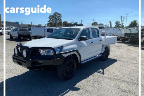 White 2018 Toyota Hilux Dual Cab Chassis Workmate (4X4)