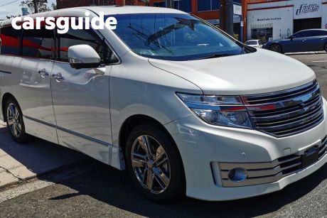 White 2010 Nissan Elgrand Commercial Rider