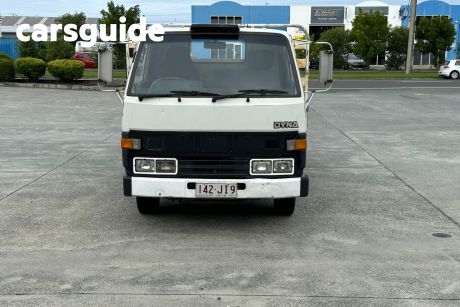 White 1993 Toyota Dyna Cab Chassis 150