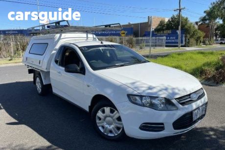 White 2013 Ford Falcon Cab Chassis (LPI)