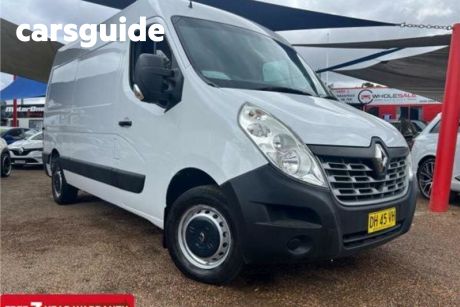 White 2018 Renault Master Commercial Mid Roof MWB