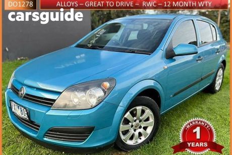 Blue 2005 Holden Astra Hatchback CD