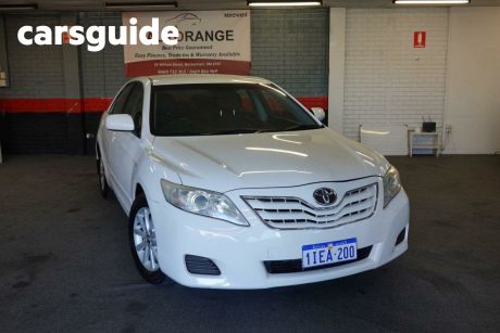 White 2010 Toyota Camry OtherCar Altise ACV40R