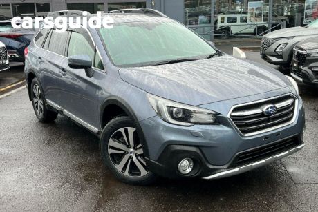 Grey 2018 Subaru Outback Wagon 3.6R