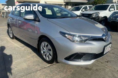 Silver 2016 Toyota Corolla Hatchback Ascent
