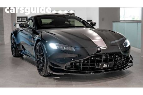 Black 2023 Aston Martin Vantage Coupe F1