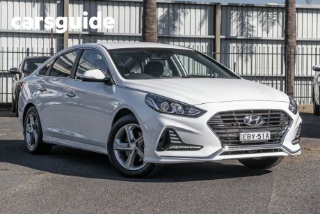 White 2019 Hyundai Sonata Sedan Active