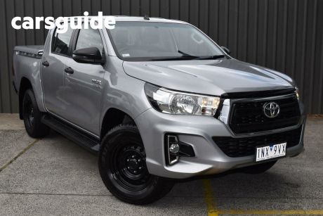 Silver 2018 Toyota Hilux Double Cab Pick Up SR HI-Rider