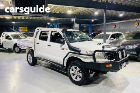 White 2014 Toyota Hilux Dual Cab Chassis SR (4X4)