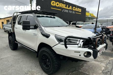 White 2021 Toyota Hilux Ute Tray SR5 Double Cab