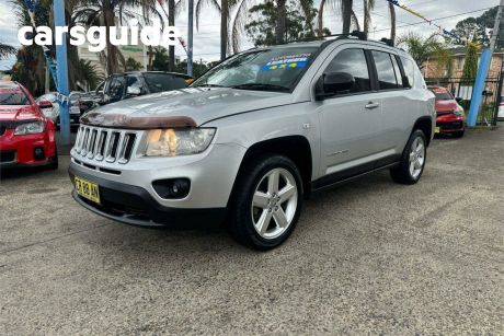 Silver 2012 Jeep Compass Wagon Limited (4X4)