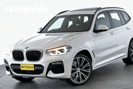 White 2018 BMW X3 Wagon Xdrive 30I