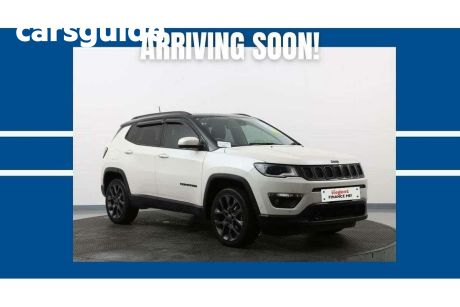 White 2020 Jeep Compass Wagon S-Limited (awd)