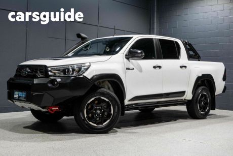 White 2020 Toyota Hilux Double Cab Pick Up Rugged X (4X4)