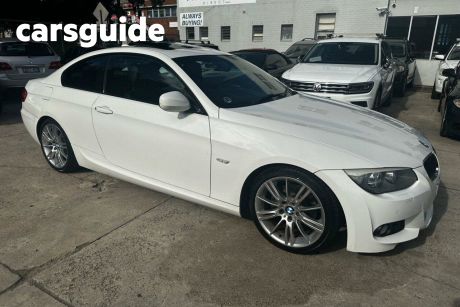 White 2012 BMW 320D Coupe