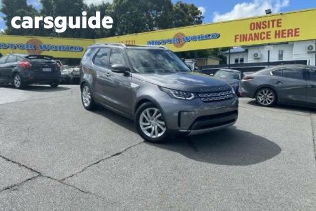 Grey 2017 Land Rover Discovery Wagon TD6 First Edition