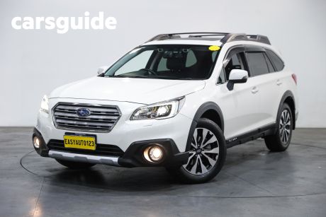 White 2016 Subaru Outback Wagon 2.5I Premium