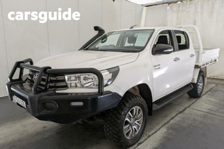 2017 Toyota Hilux Dual Cab Chassis SR (4X4)