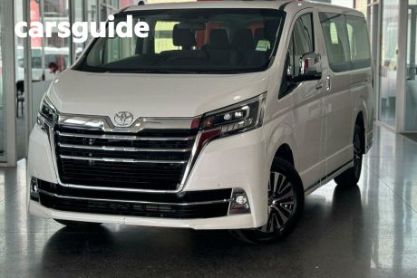 White 2019 Toyota Granvia Wagon Standard (8 Seats)
