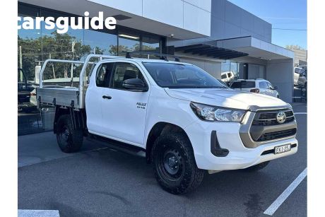 White 2020 Toyota Hilux X Cab Cab Chassis SR (4X4)