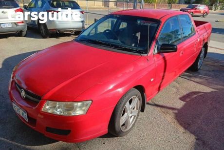 Red 2005 Holden Crewman Ute Tray VZ Utility Dual Cab 4dr Auto 4sp 3.6i