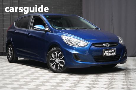 Blue 2015 Hyundai Accent Hatchback Active