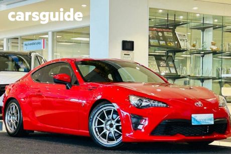 Red 2017 Toyota 86 Coupe GT