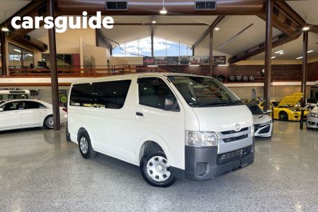 White 2018 Toyota HiAce Commercial DX LWB GDH201 (ZX000929)