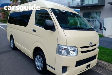 2014 Toyota HiAce Commercial