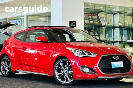 Red 2017 Hyundai Veloster Coupe SR Turbo